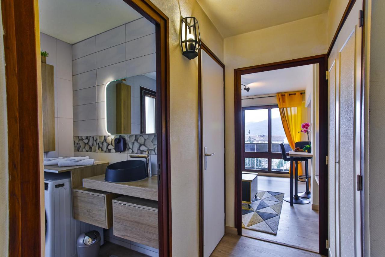 Empire Pearl New York Signature ***** Annemasse Extérieur photo